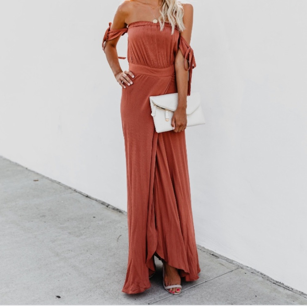 Vici Infinity Off the Shoulder maxi dress
